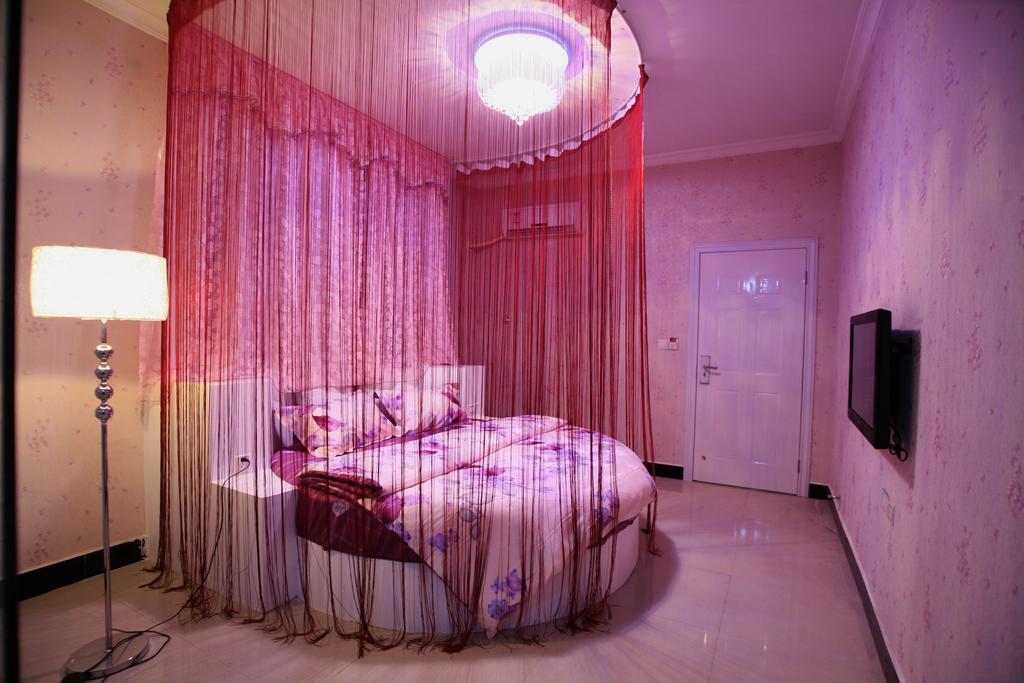 Xiao Lan Ren Exquisite Hostel Fenghuang Oda fotoğraf