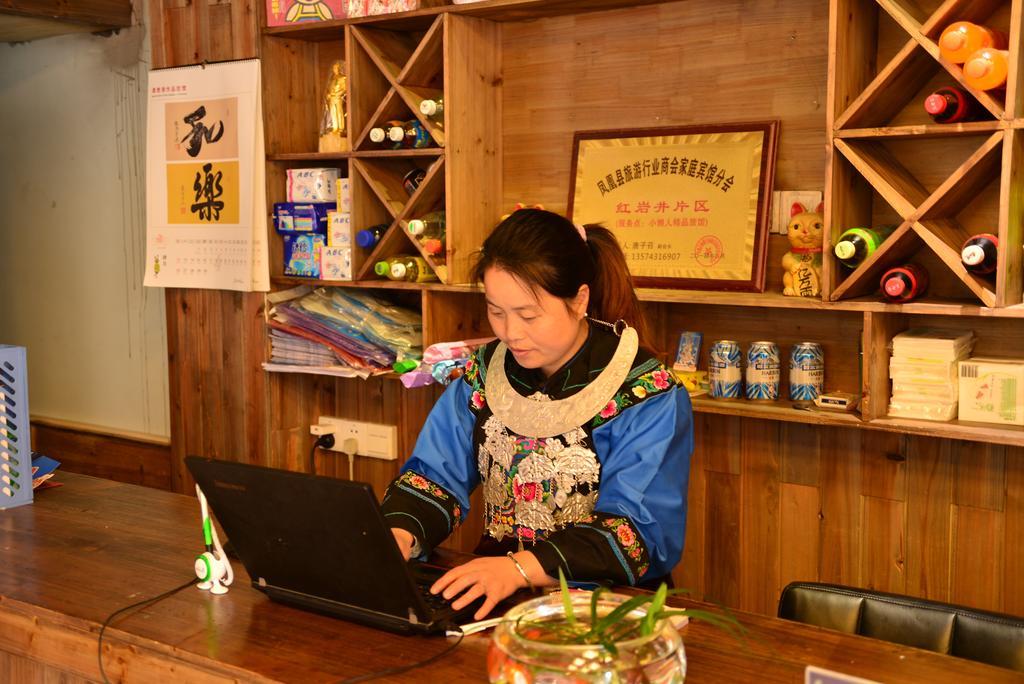 Xiao Lan Ren Exquisite Hostel Fenghuang Dış mekan fotoğraf